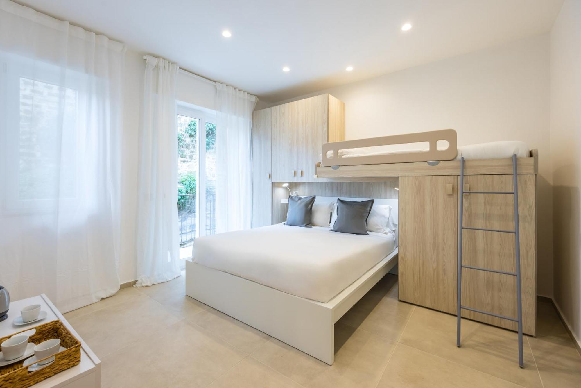 Montesanto View Rooms By Wonderful Italy Nápoles Exterior foto